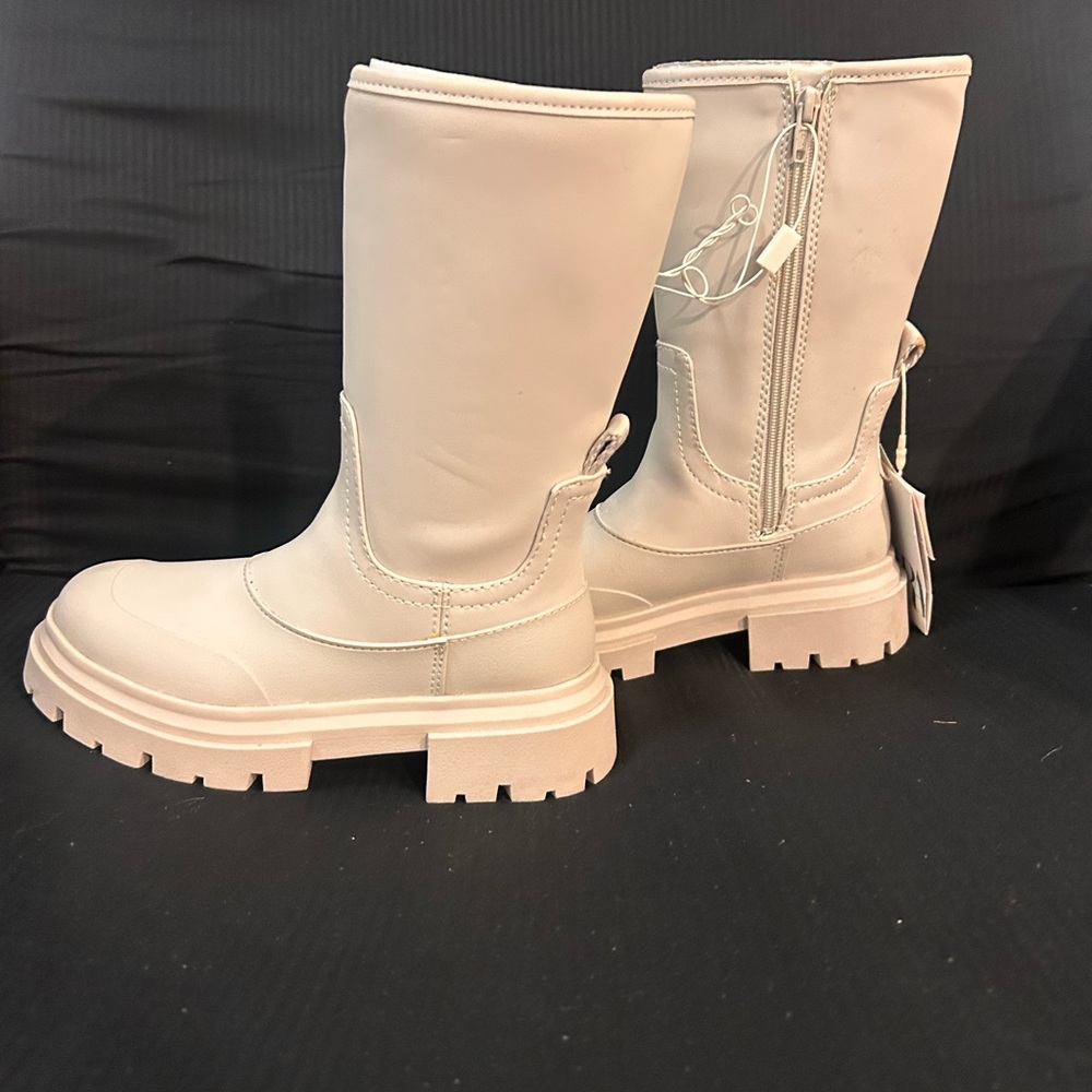 Zara Beige Knee-High Boots - Picture 2 of 3